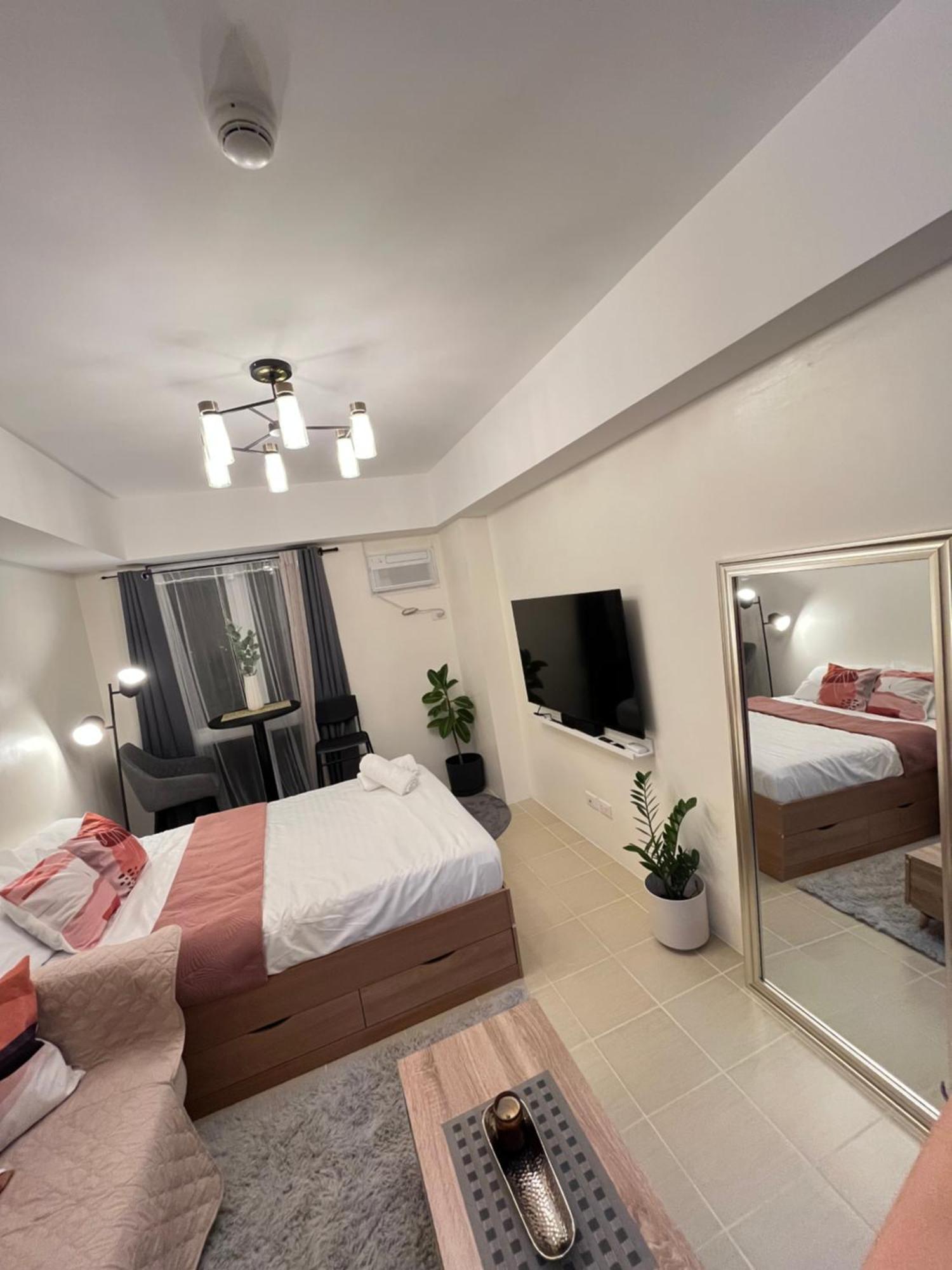 The Fresh Escape Aparthotel Manila